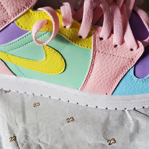 Custom pastel Nike Air Jordan mid 8.5 mens - Picture 5 of 8
